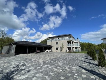 #IMMOTIONAL - NEUBAUWOHNUNG MIT GARTENANTEIL IN BAD BEDERKESA - Blick zum Haus